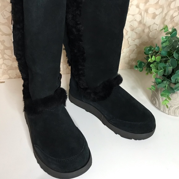 UGG women’s Sundance waterproof winter boots size 6 - Picture 4 of 7